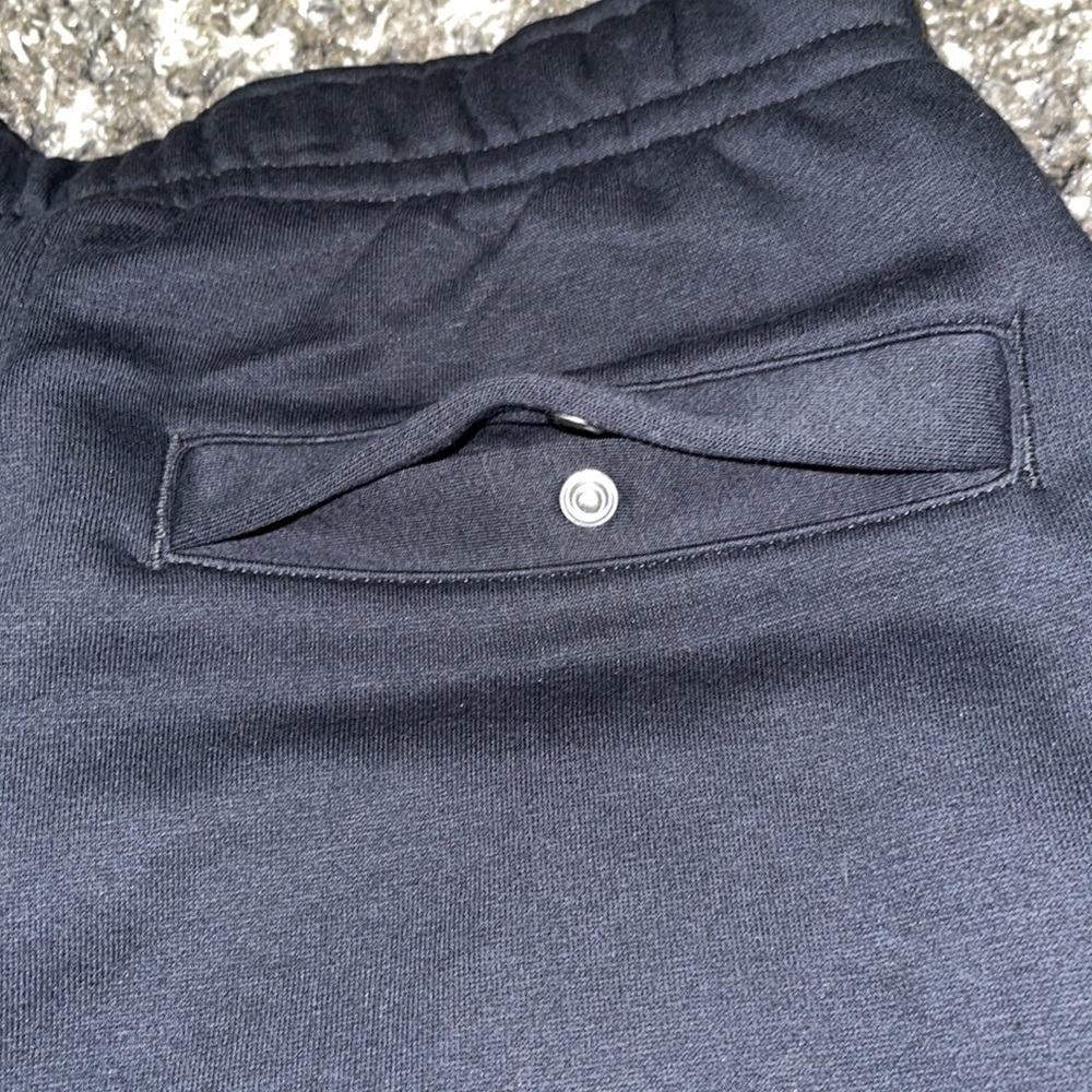 New NIKE Sportswear Standard Fit Tapered Leg Club Fleece Joggers - Picture 12 of 16